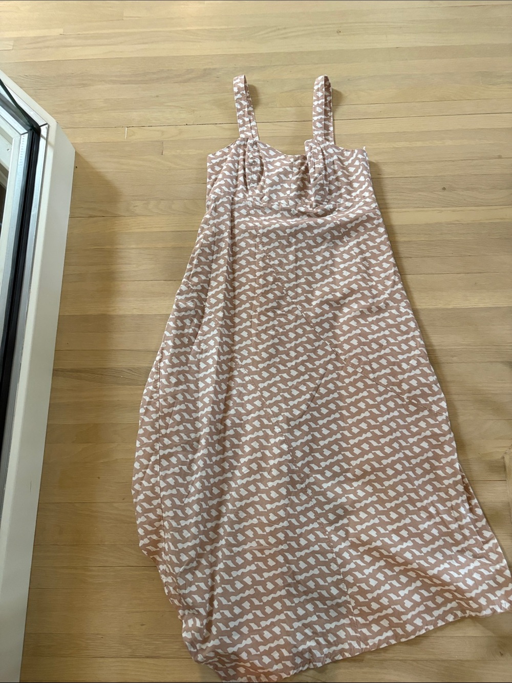 Sleeveless Blush Patterned Maxi Dress